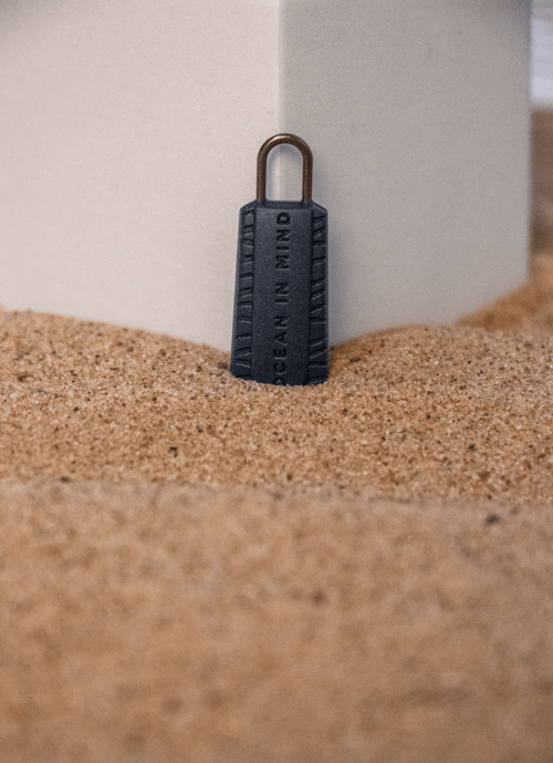 OIM Recycled Nylon zip puller