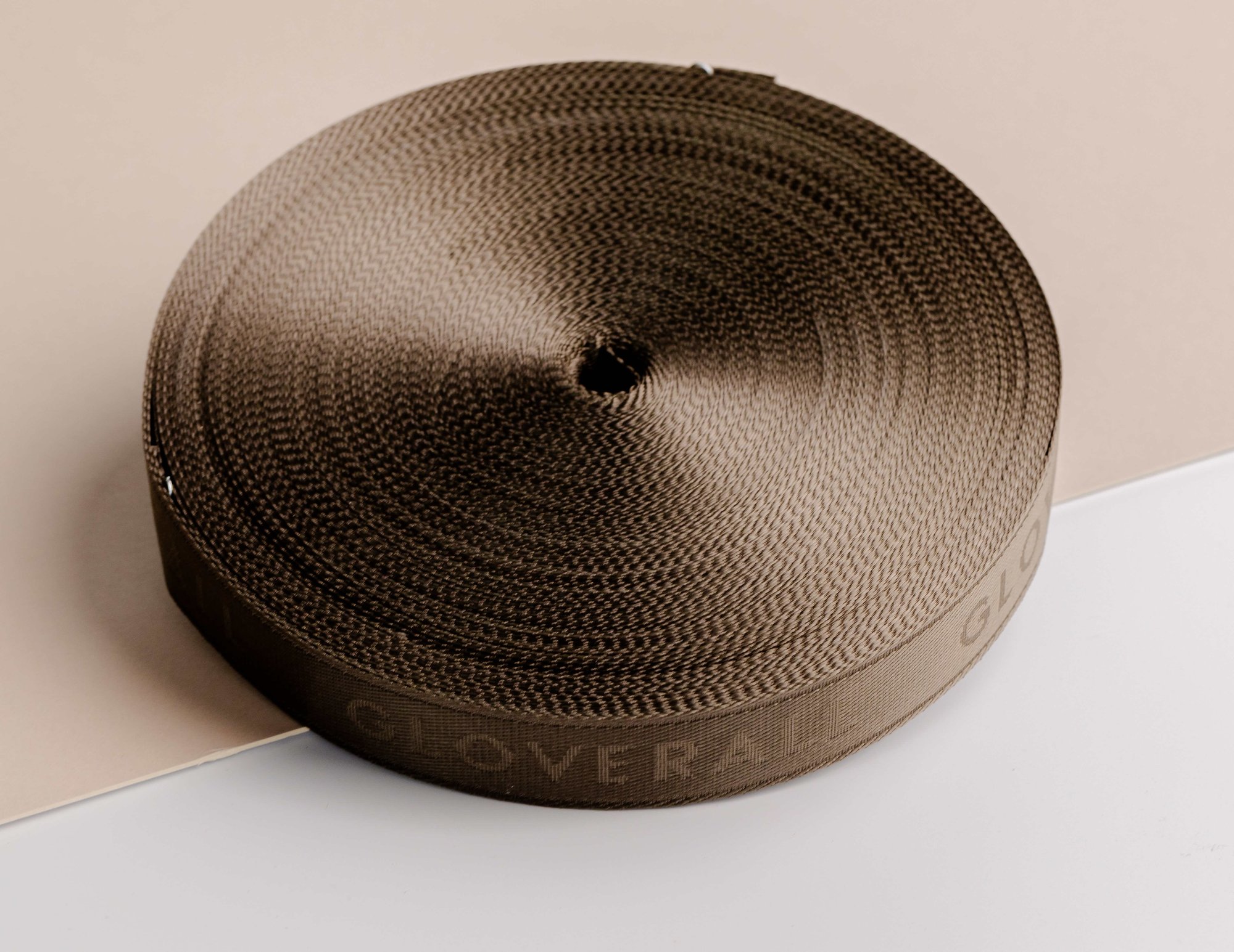 Tape with no elastic in