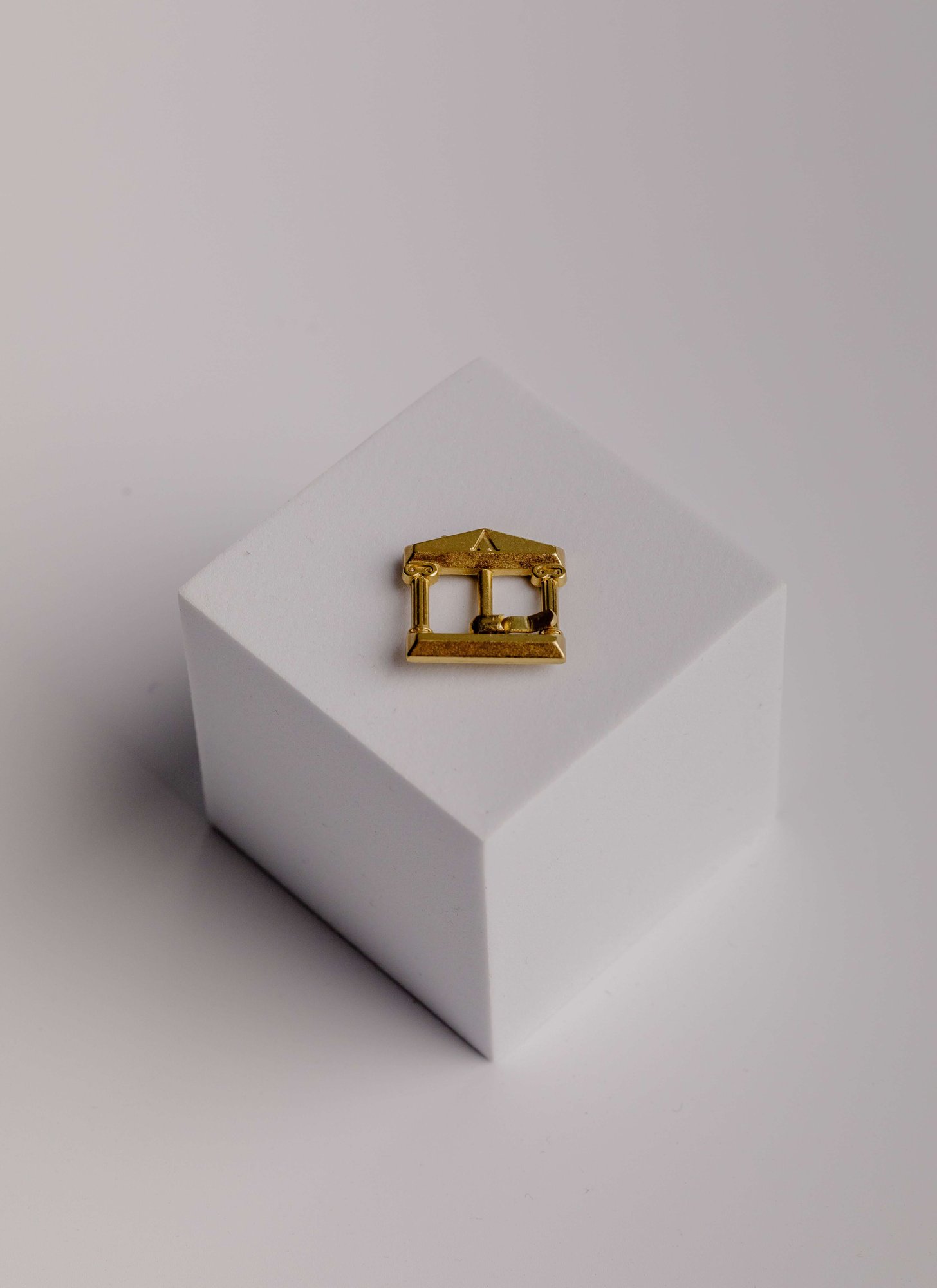 Metal badge