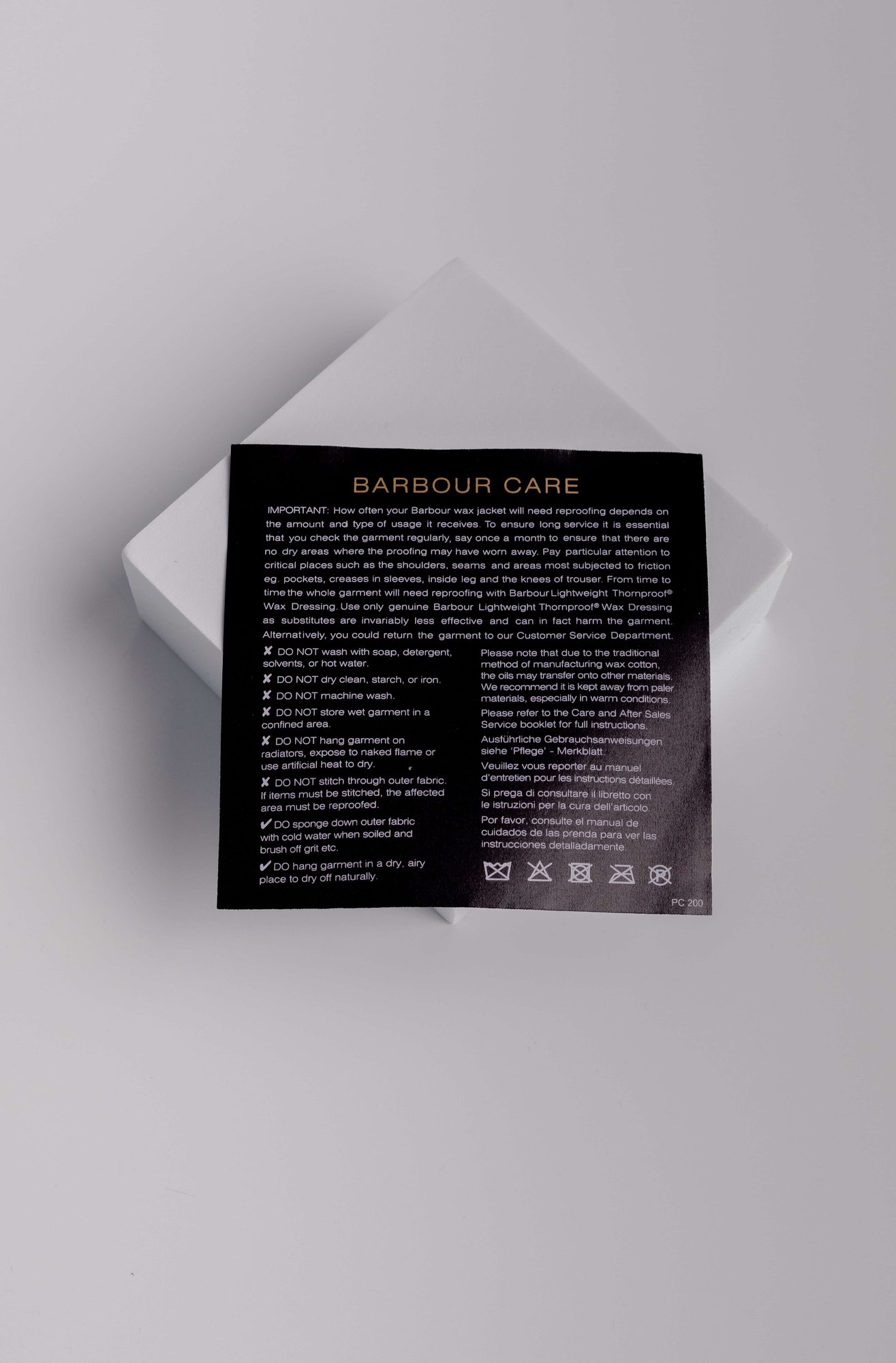 Care labels - black with detail