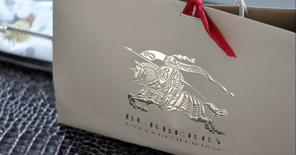 burberry iconic packaging design