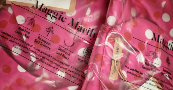 ECO-PACKAGING-voguebus-Maggie-Marilyn-july-19-wide-bundle (1)