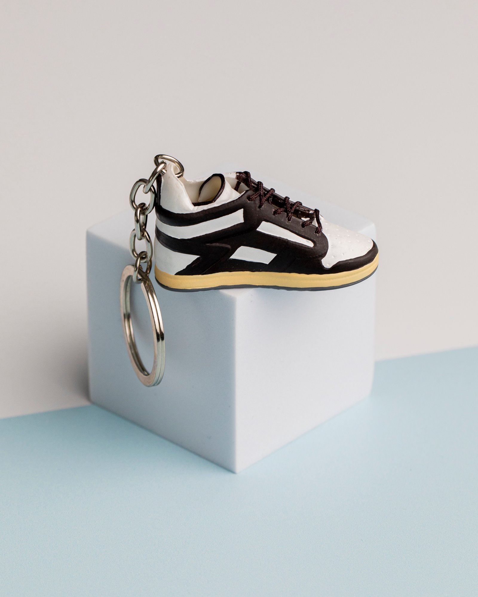 Lux Represent Boot Metal Keyring 3 (1)