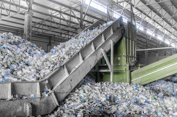 Plastic bottle recycling