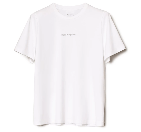 kowtow