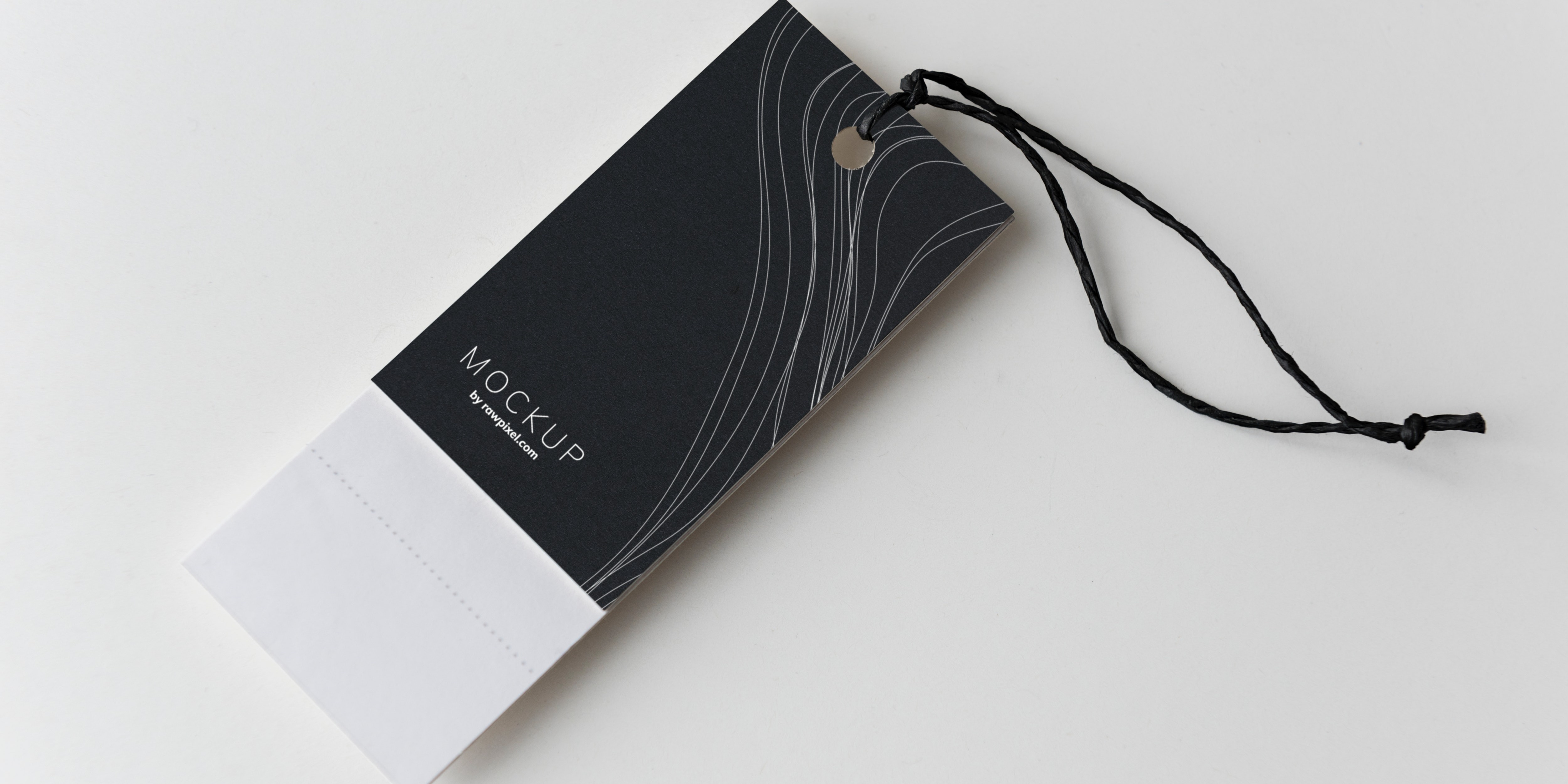 MOCKUP luxury swing tags